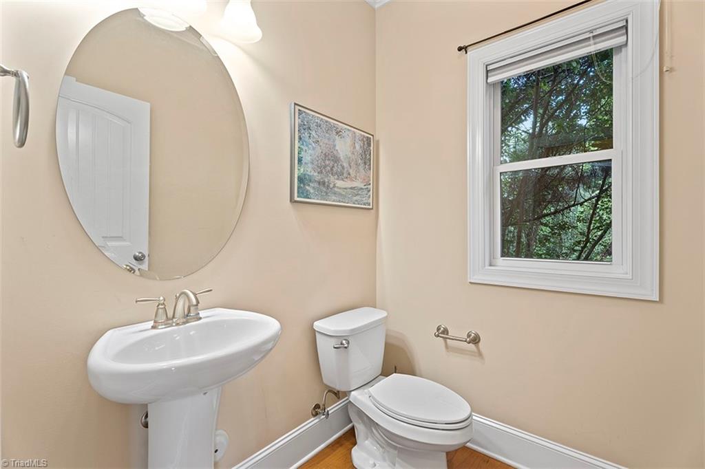 515 Silverbrook Court, Winston-Salem
