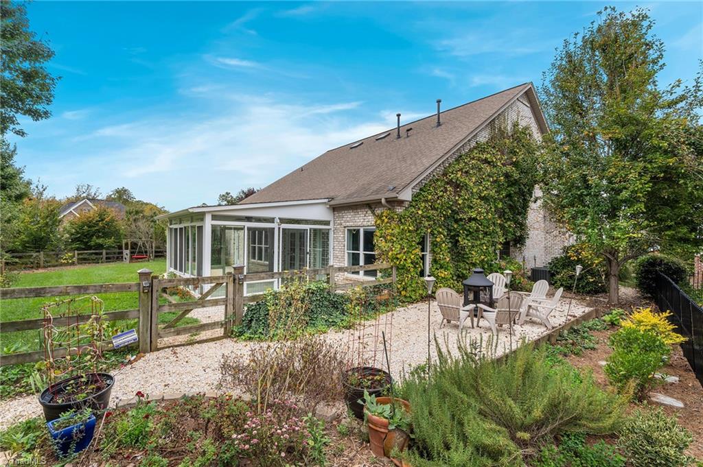 515 Silverbrook Court, Winston-Salem