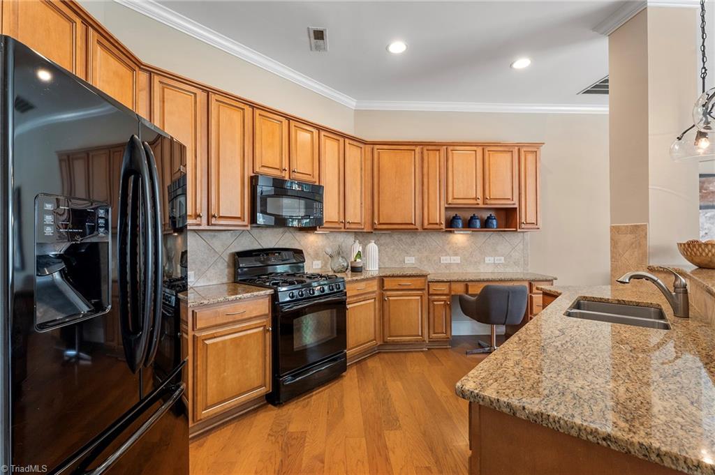 515 Silverbrook Court, Winston-Salem