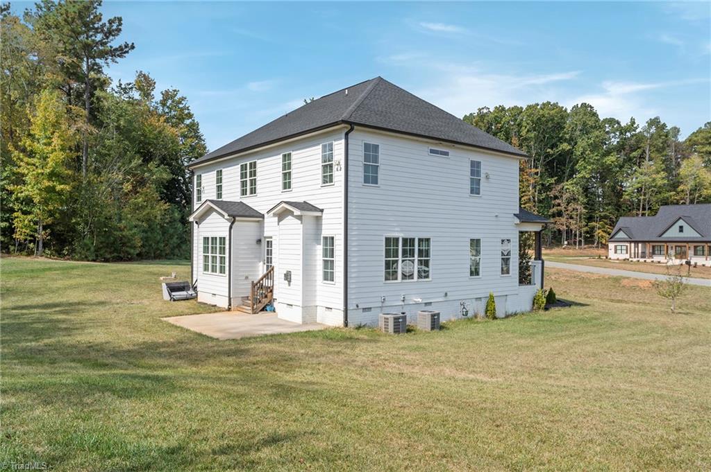 7111 Lambert Lake Road