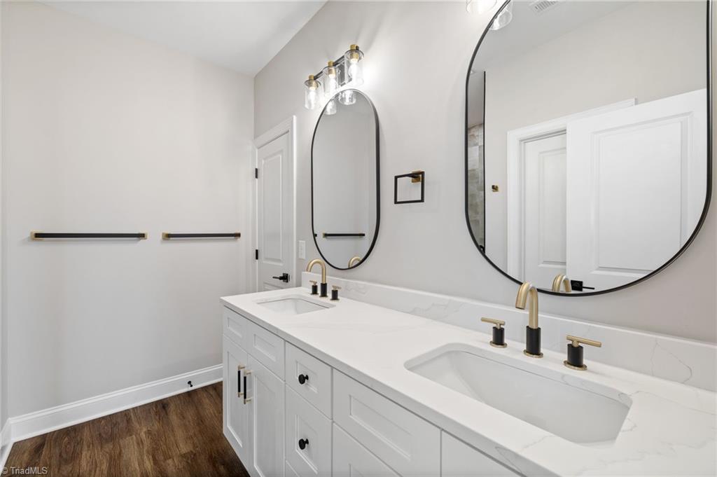 1264 Washburn Road, Madison