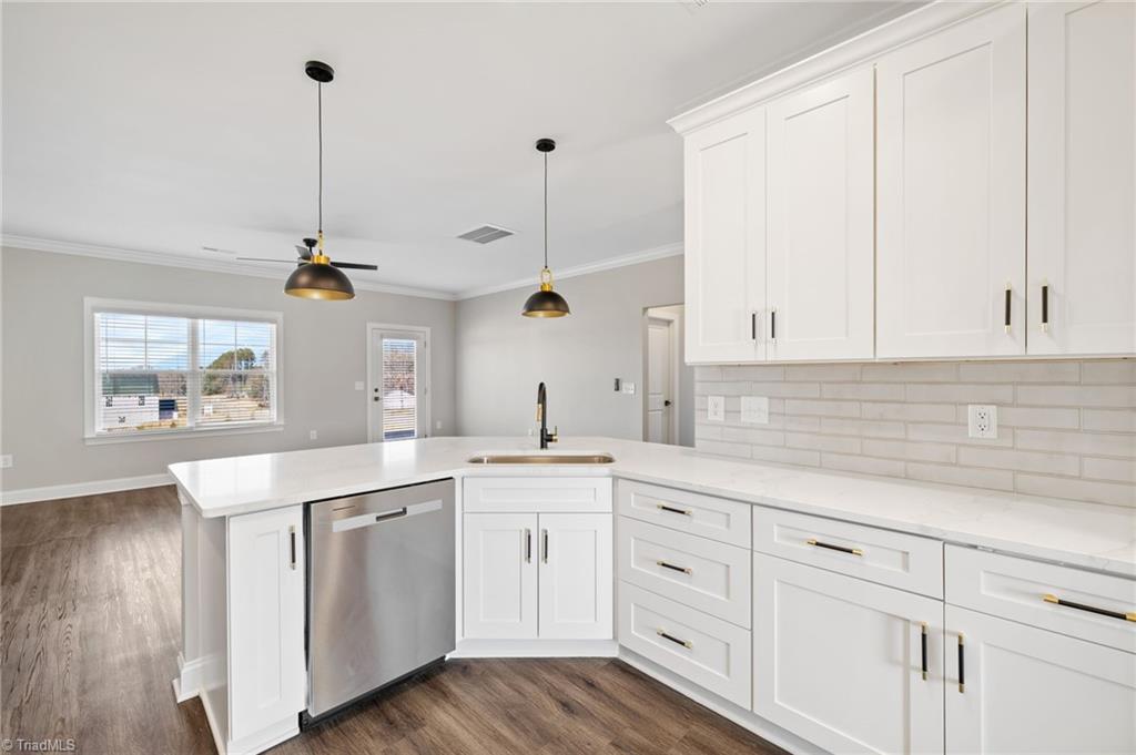 1264 Washburn Road, Madison