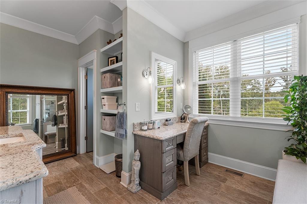 5405 Briardenn Court