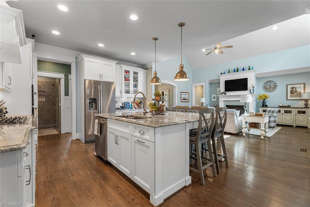 5405 Briardenn Court