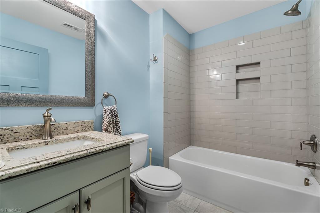 5405 Briardenn Court