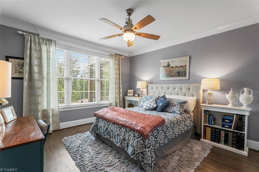 5405 Briardenn Court