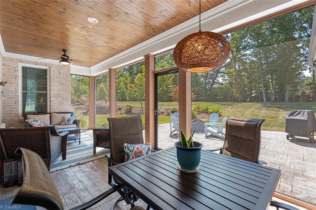 5405 Briardenn Court