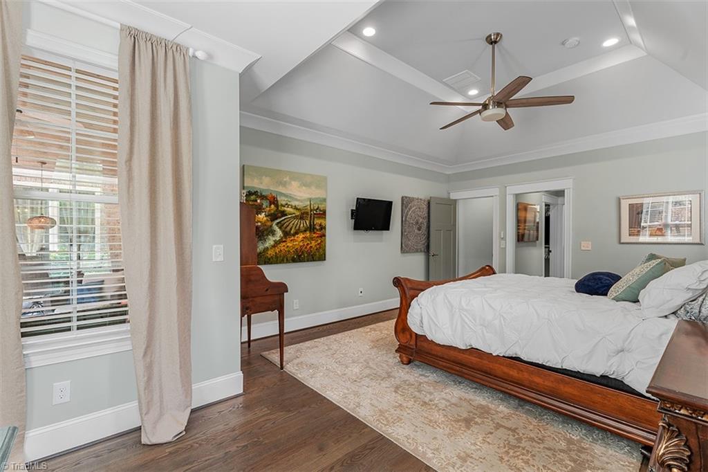 5405 Briardenn Court