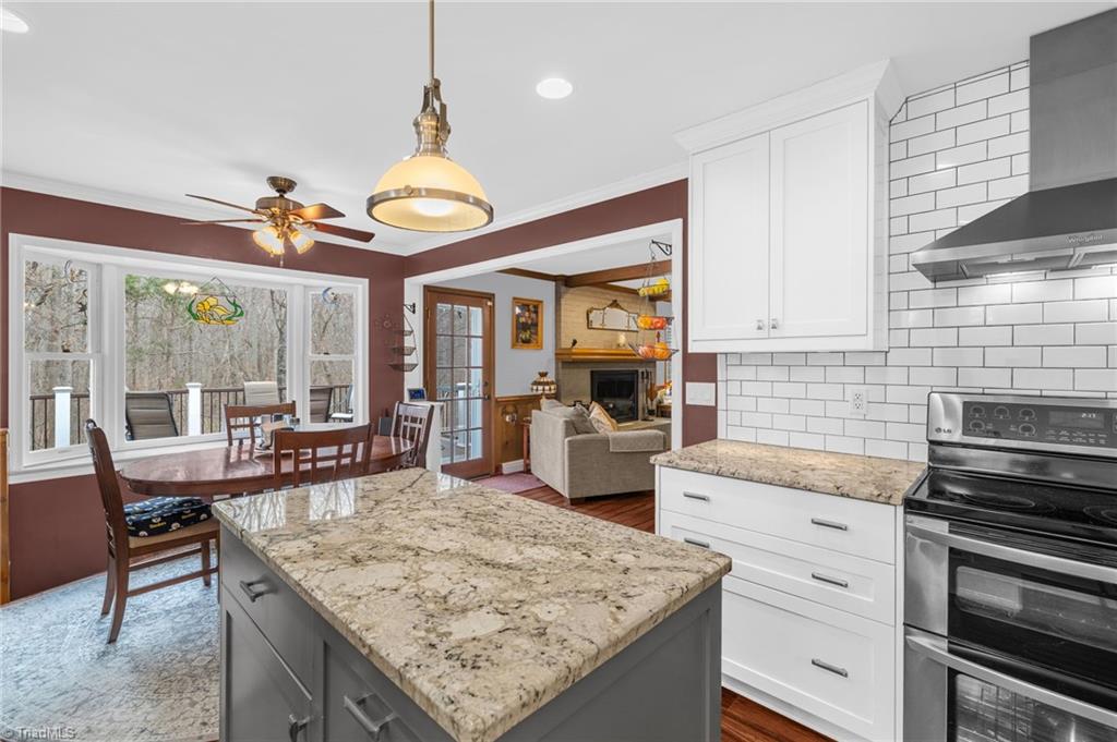 7410 Dickinben Drive