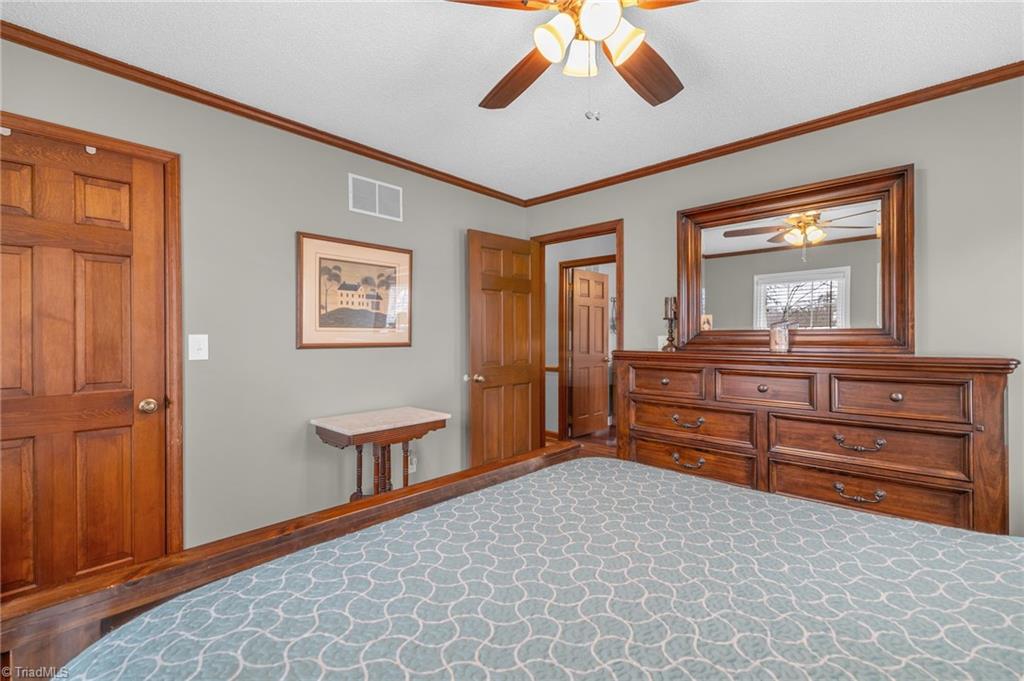 7410 Dickinben Drive