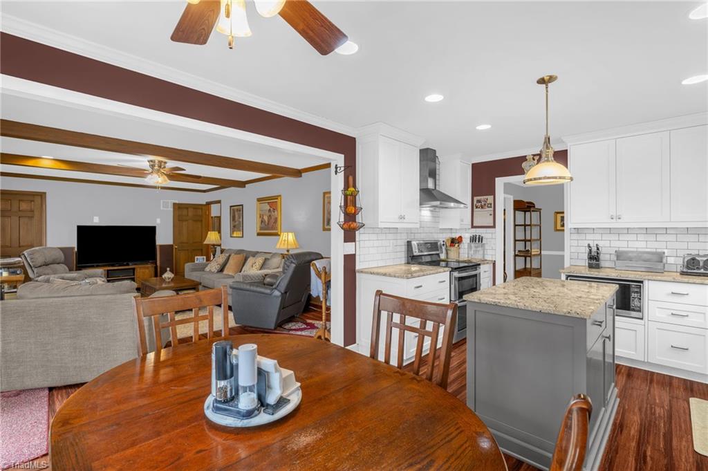 7410 Dickinben Drive