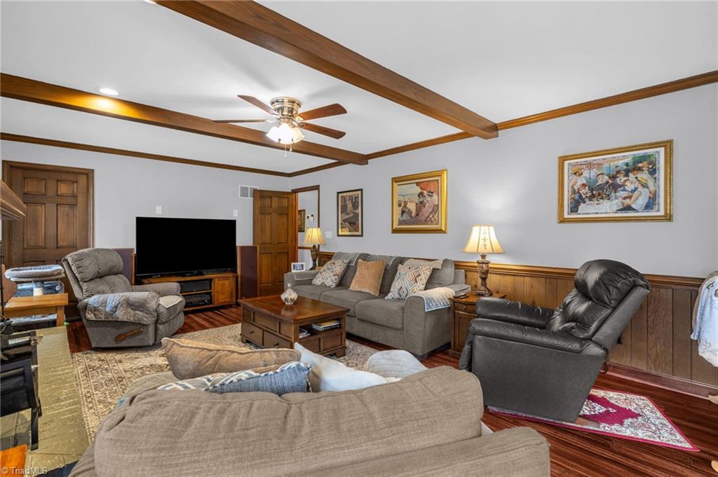 7410 Dickinben Drive