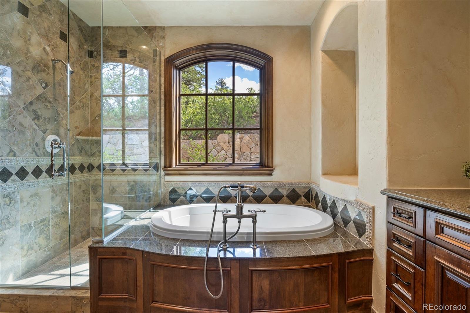 1033 Anaconda Drive