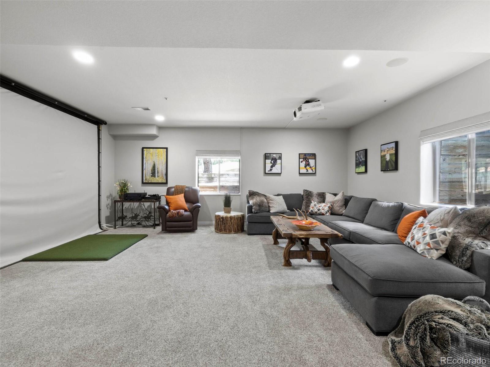3218 Country Club Parkway