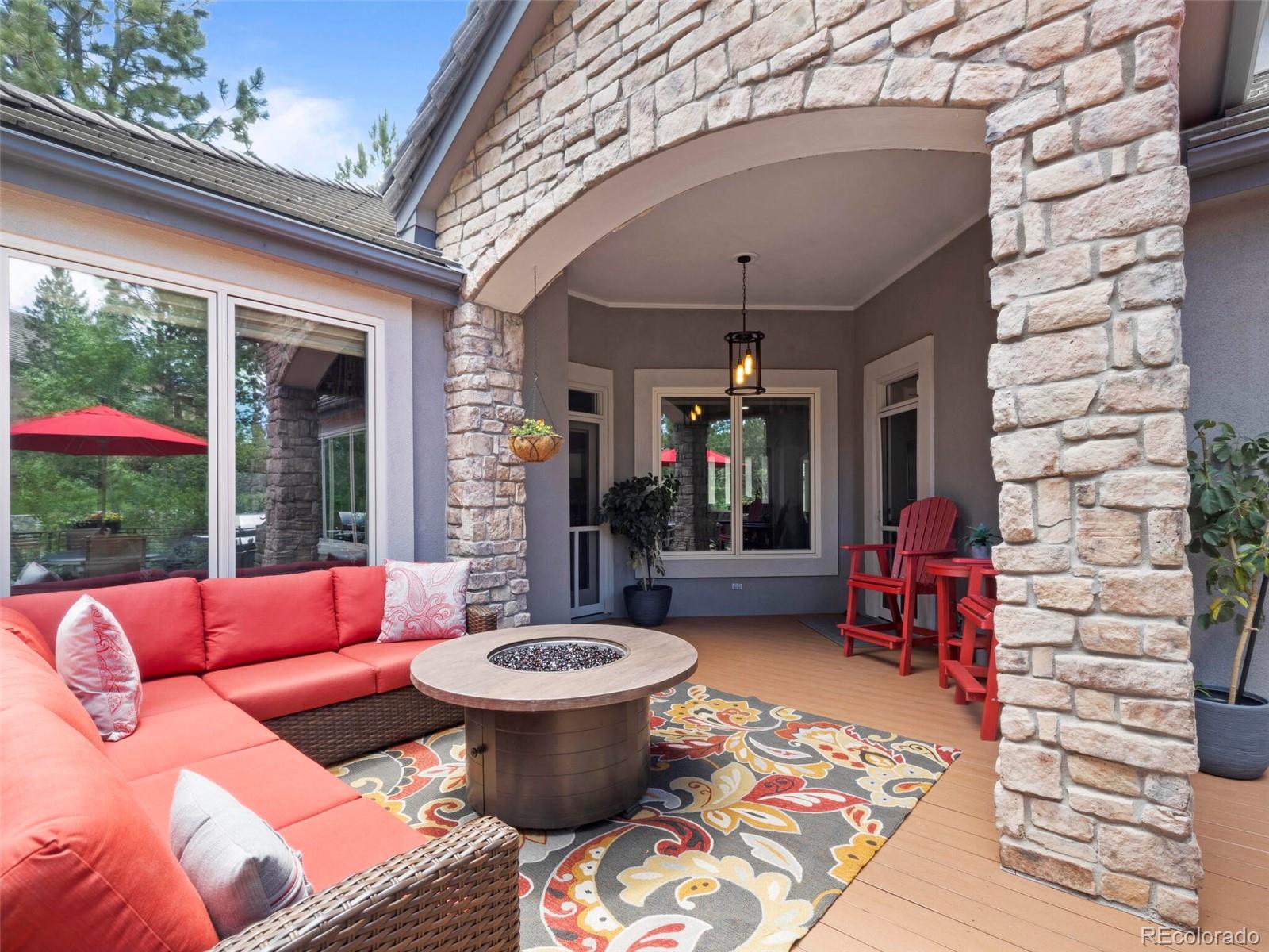 3218 Country Club Parkway