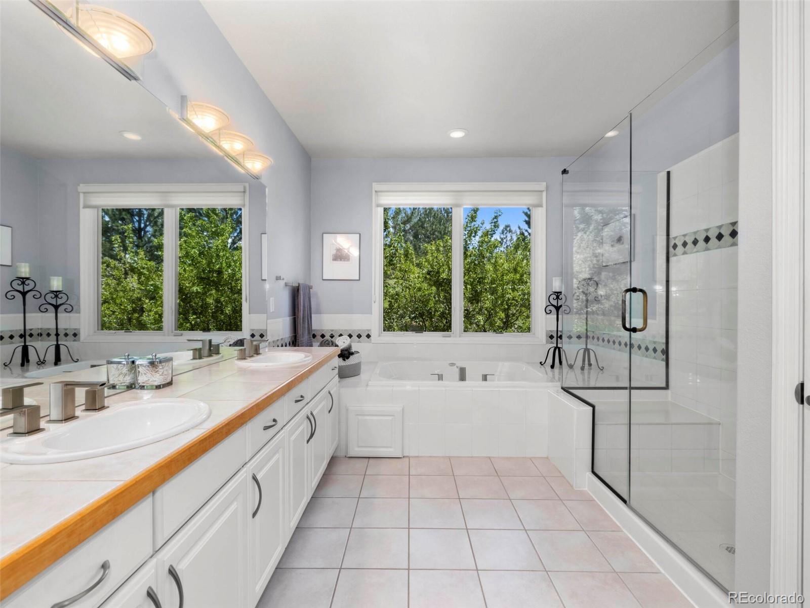 3218 Country Club Parkway