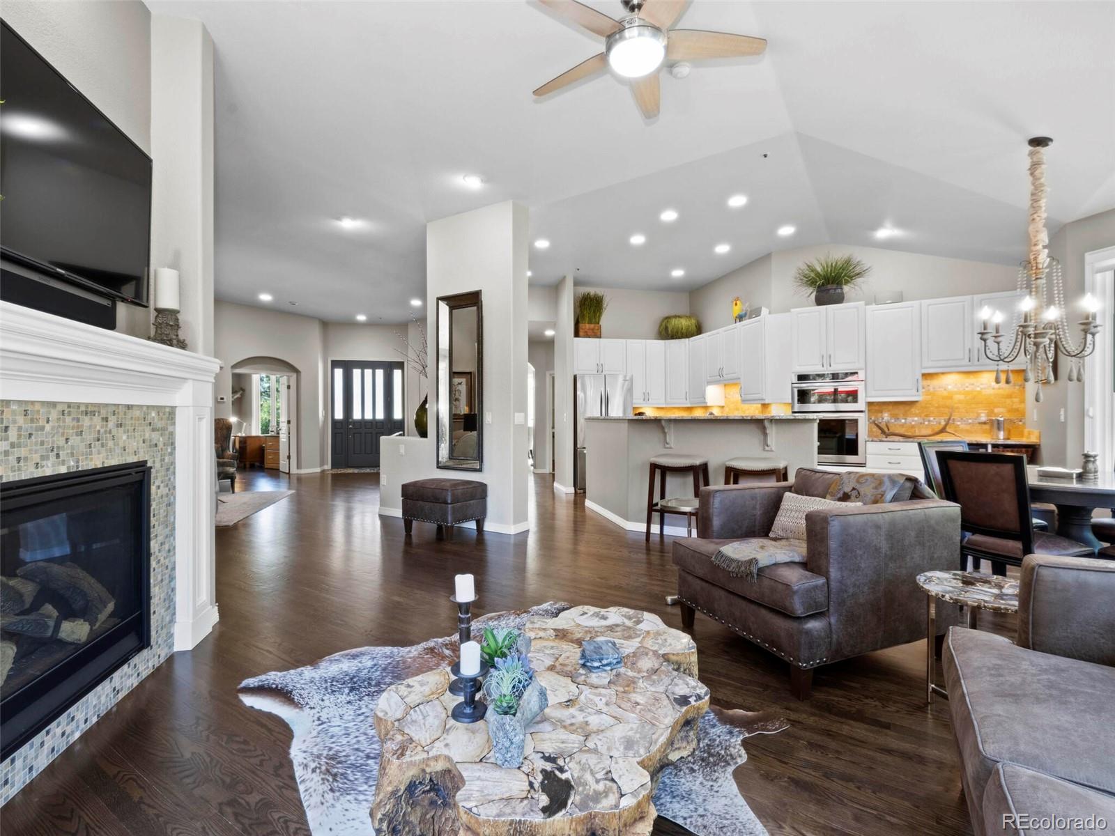 3218 Country Club Parkway
