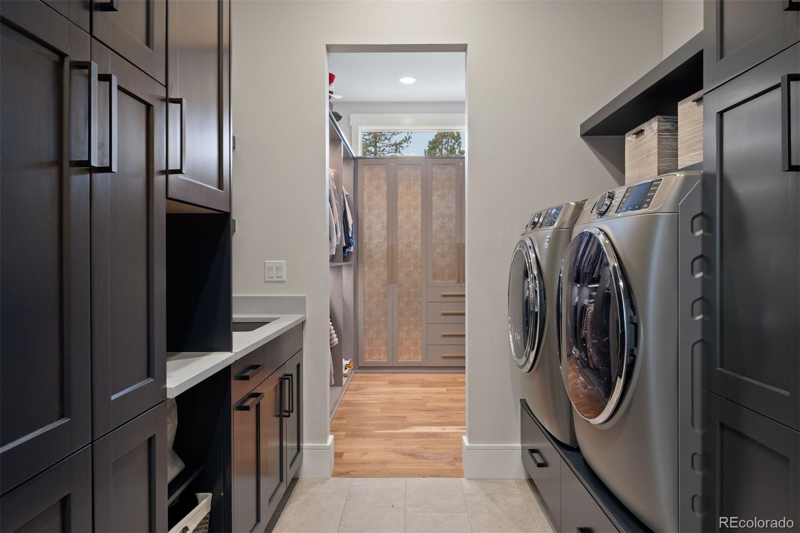 948 Country Club Parkway