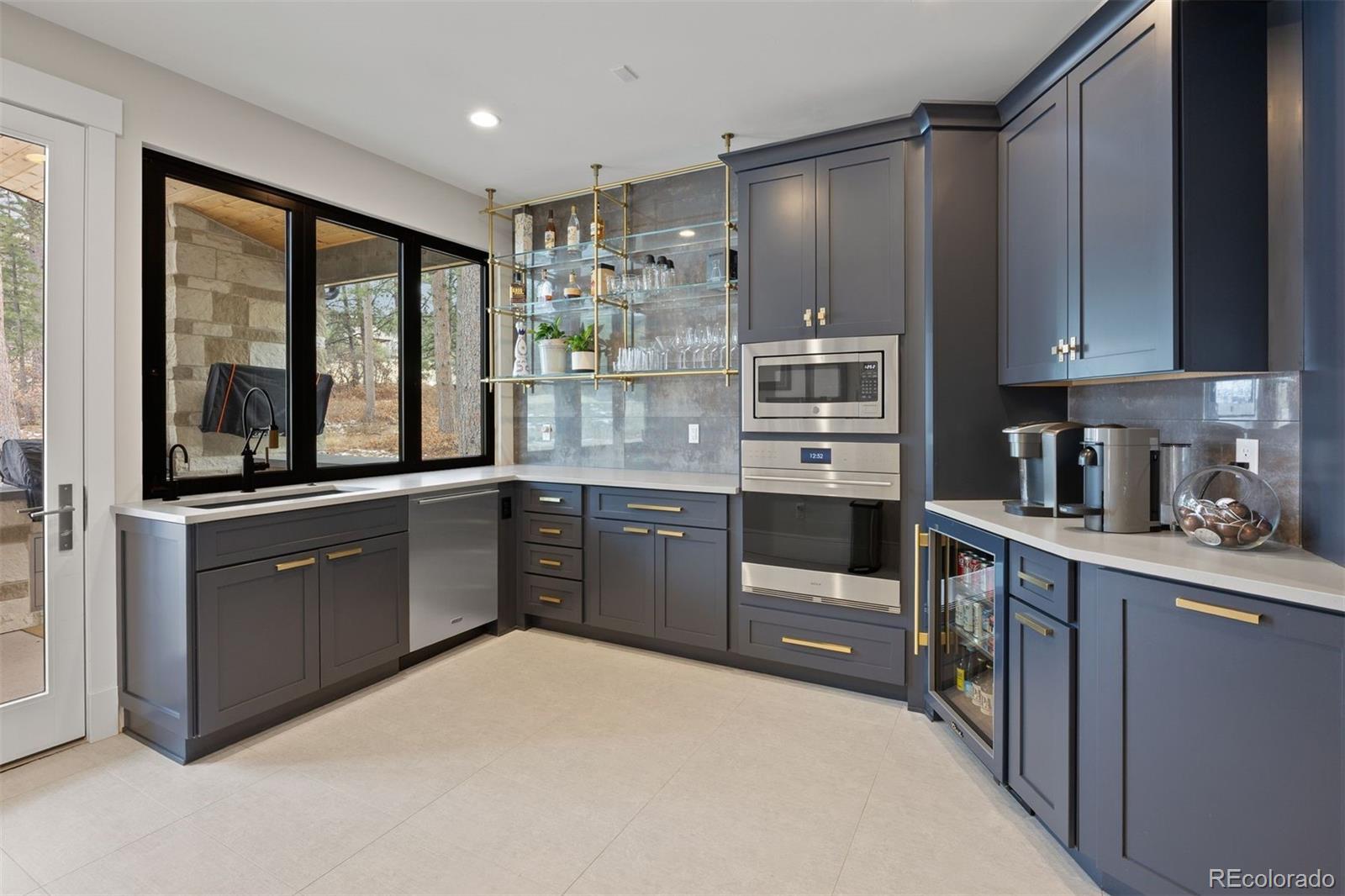 948 Country Club Parkway