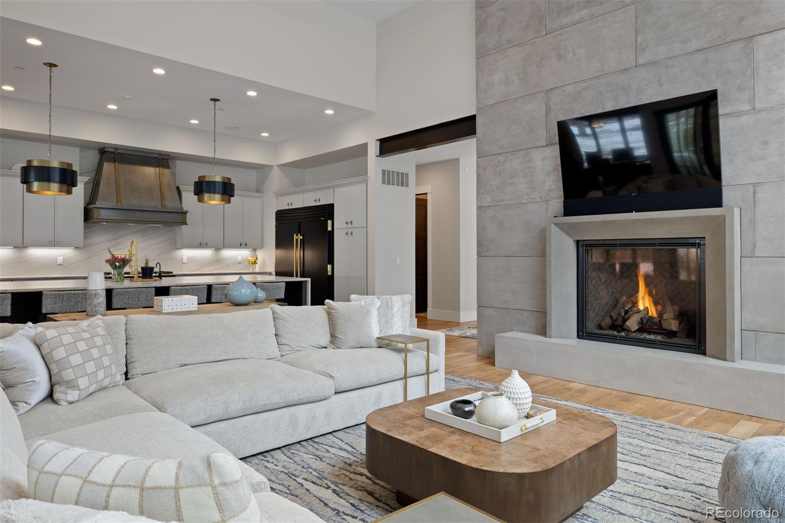 948 Country Club Parkway