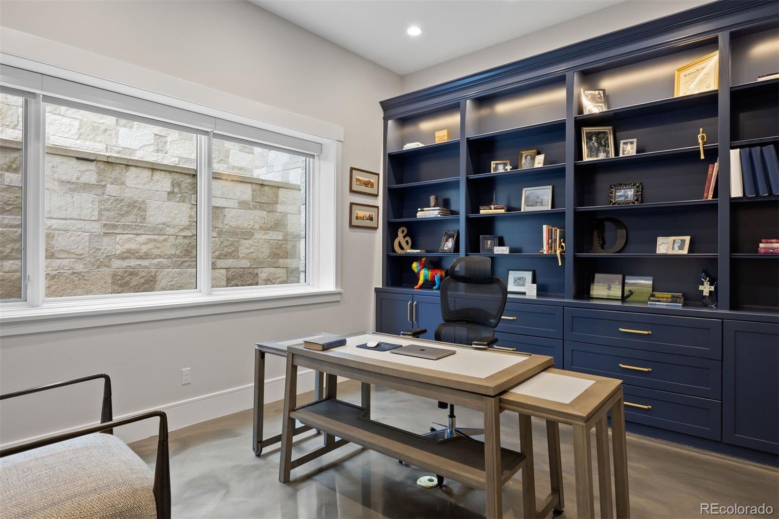 948 Country Club Parkway