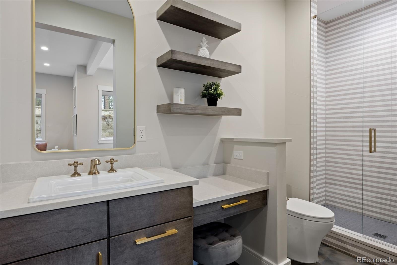 948 Country Club Parkway