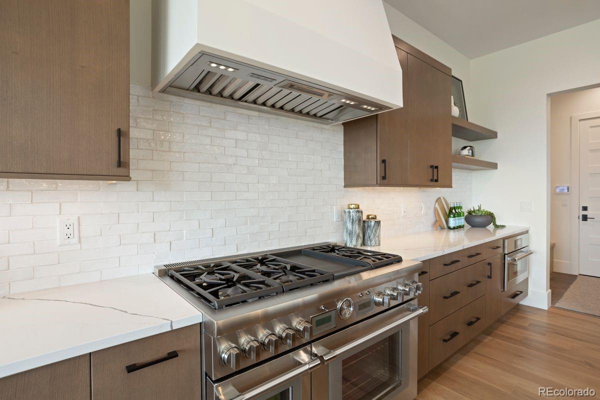 6196 Oxford Peak Lane