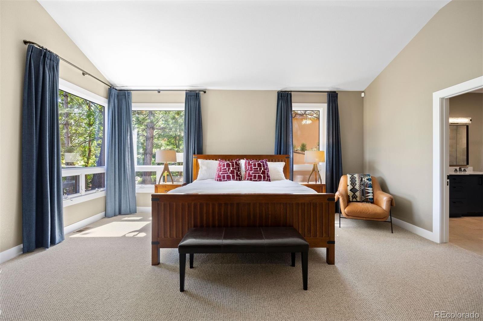 3209 Country Club Parkway