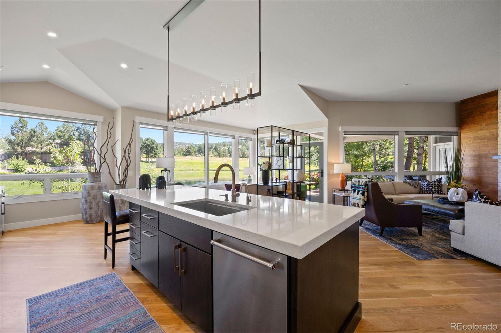 3209 Country Club Parkway