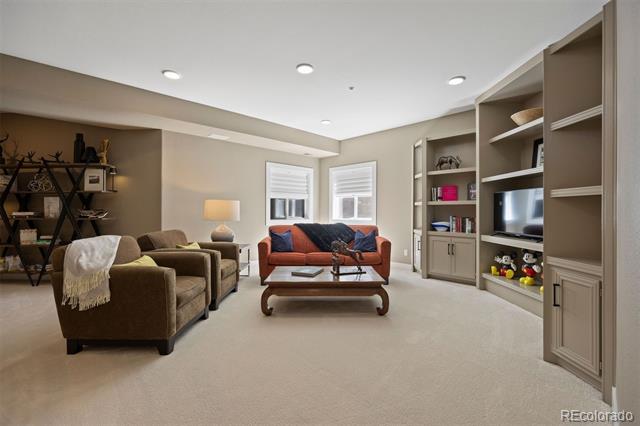 3209 Country Club Parkway