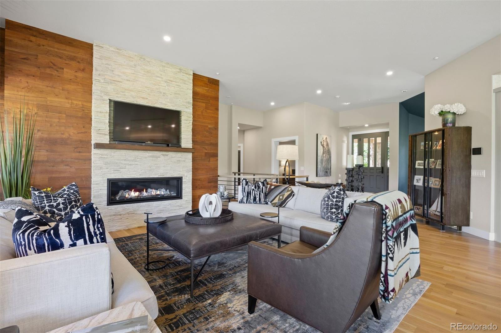 3209 Country Club Parkway