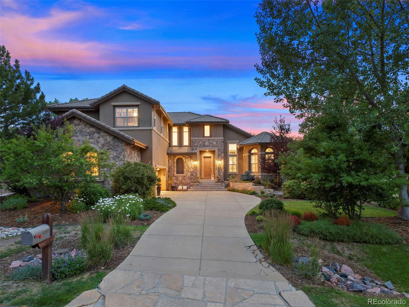6209 Oxford Peak Lane