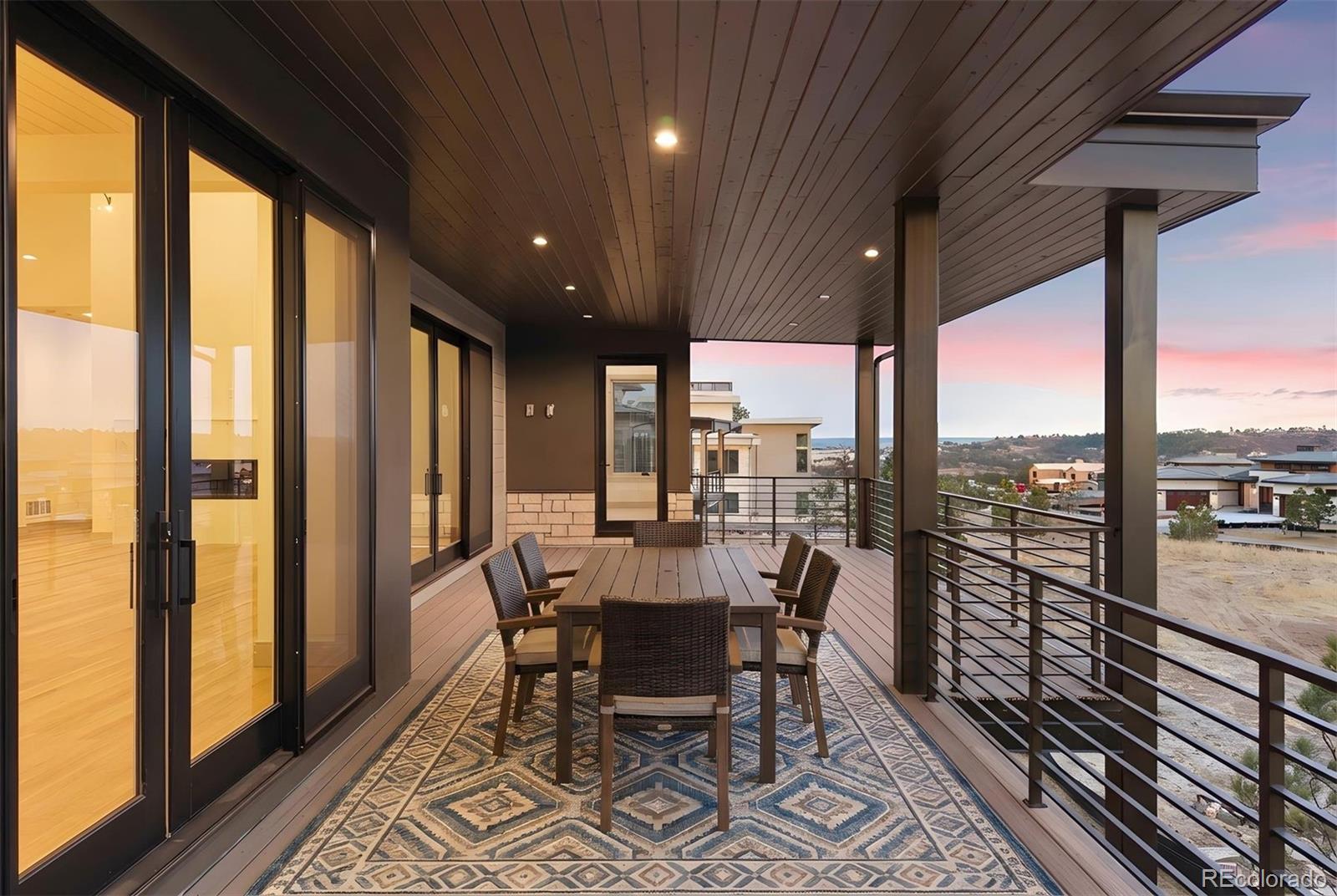 6194 Oxford Peak Lane