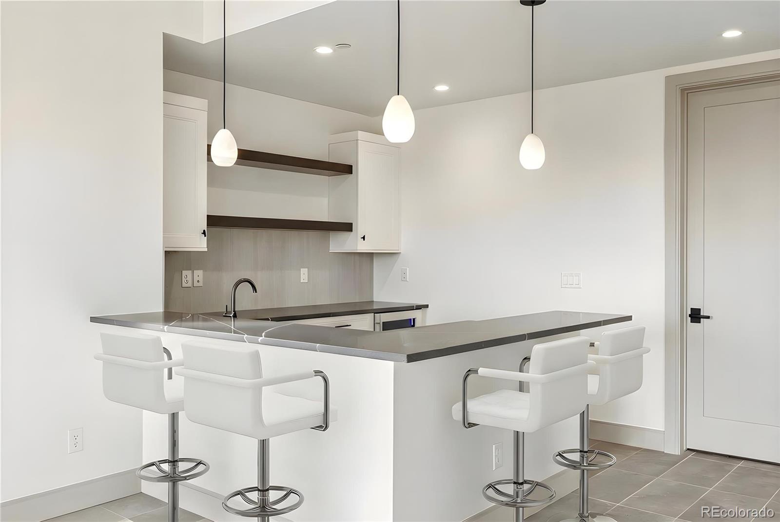 6194 Oxford Peak Lane