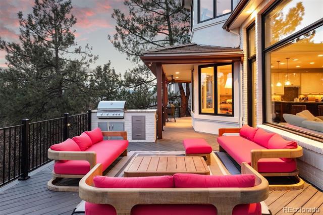 851 Swandyke Drive