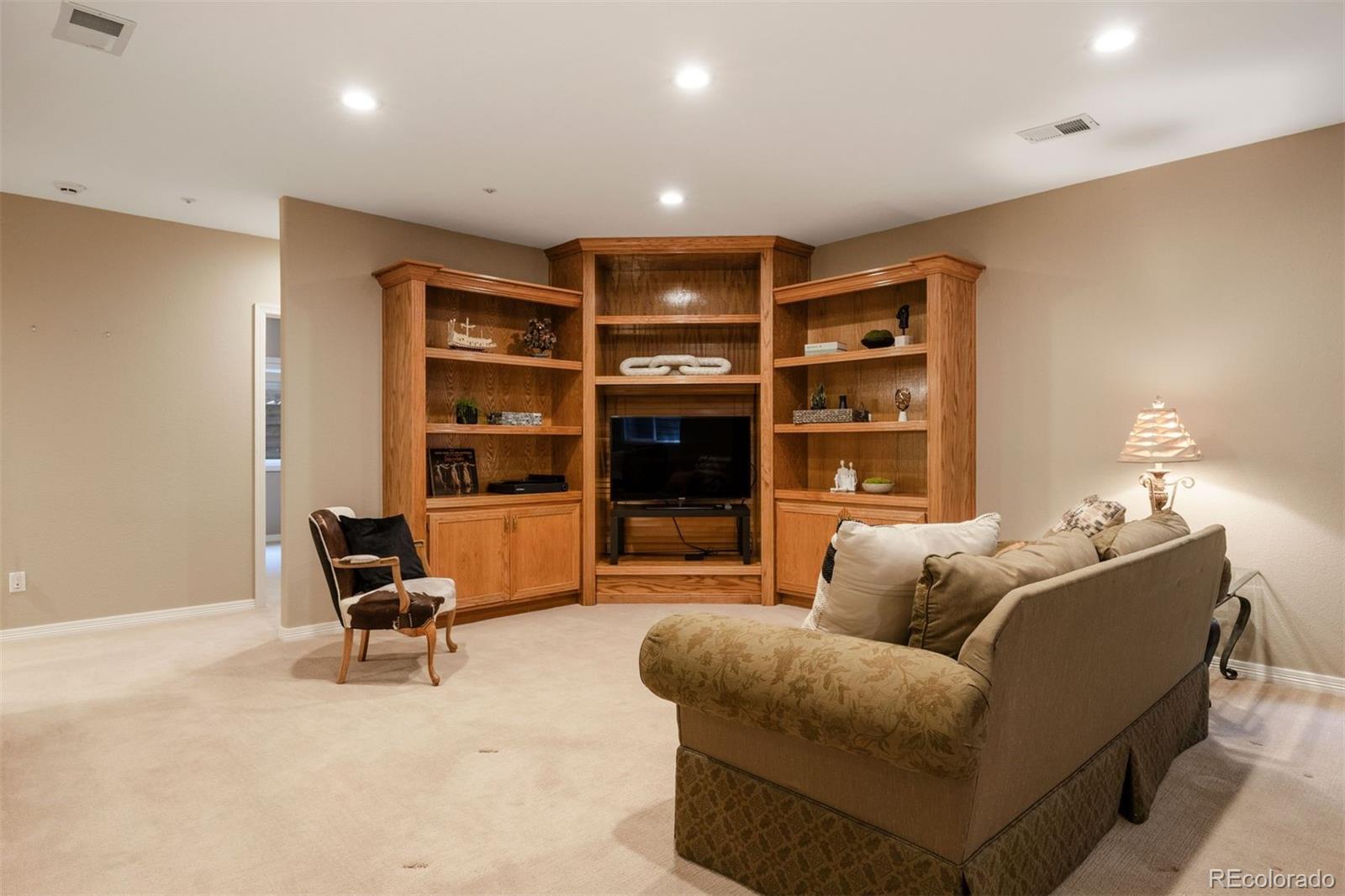 3208 Country Club Parkway