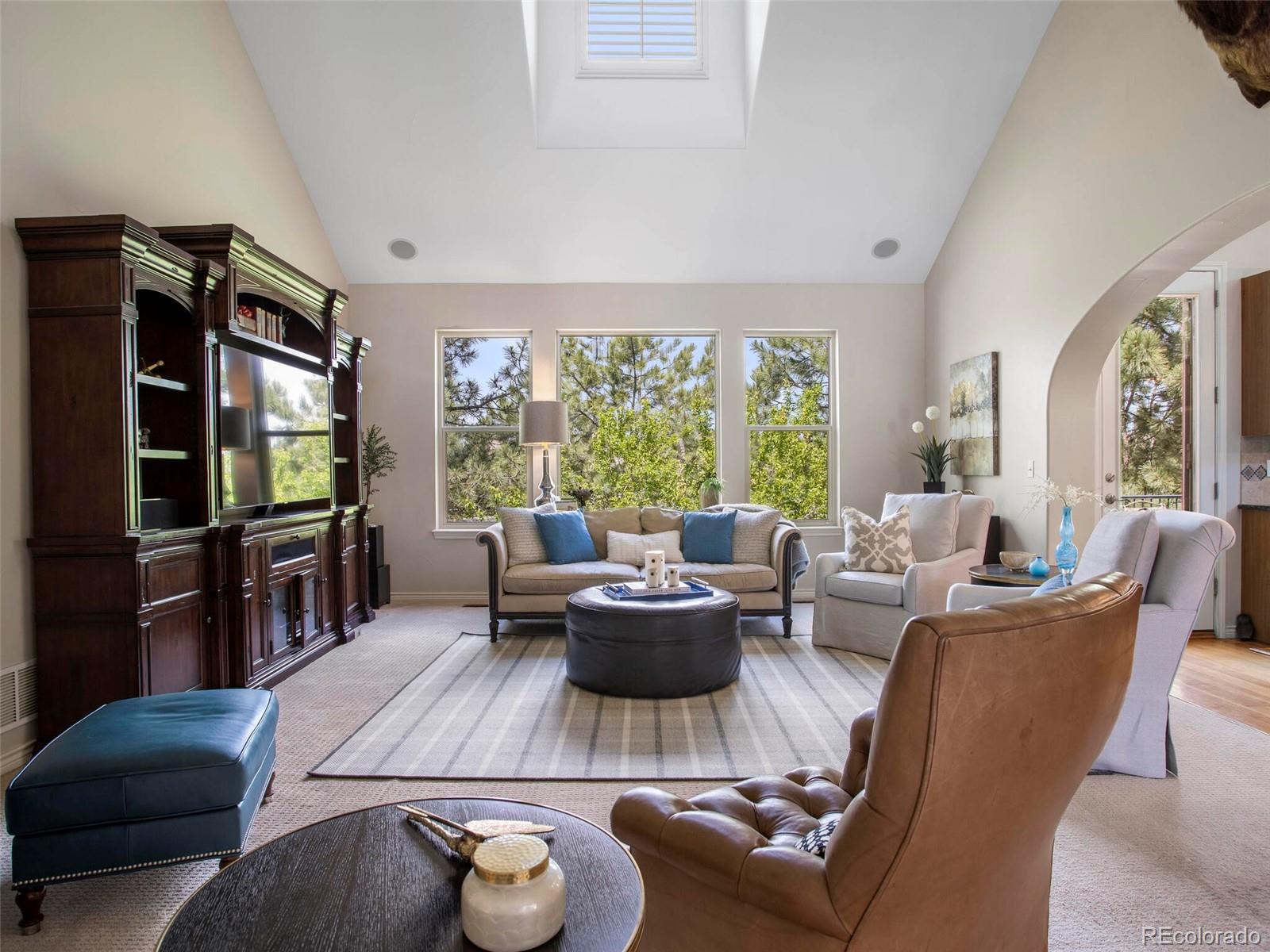 5061 Vermillion Drive