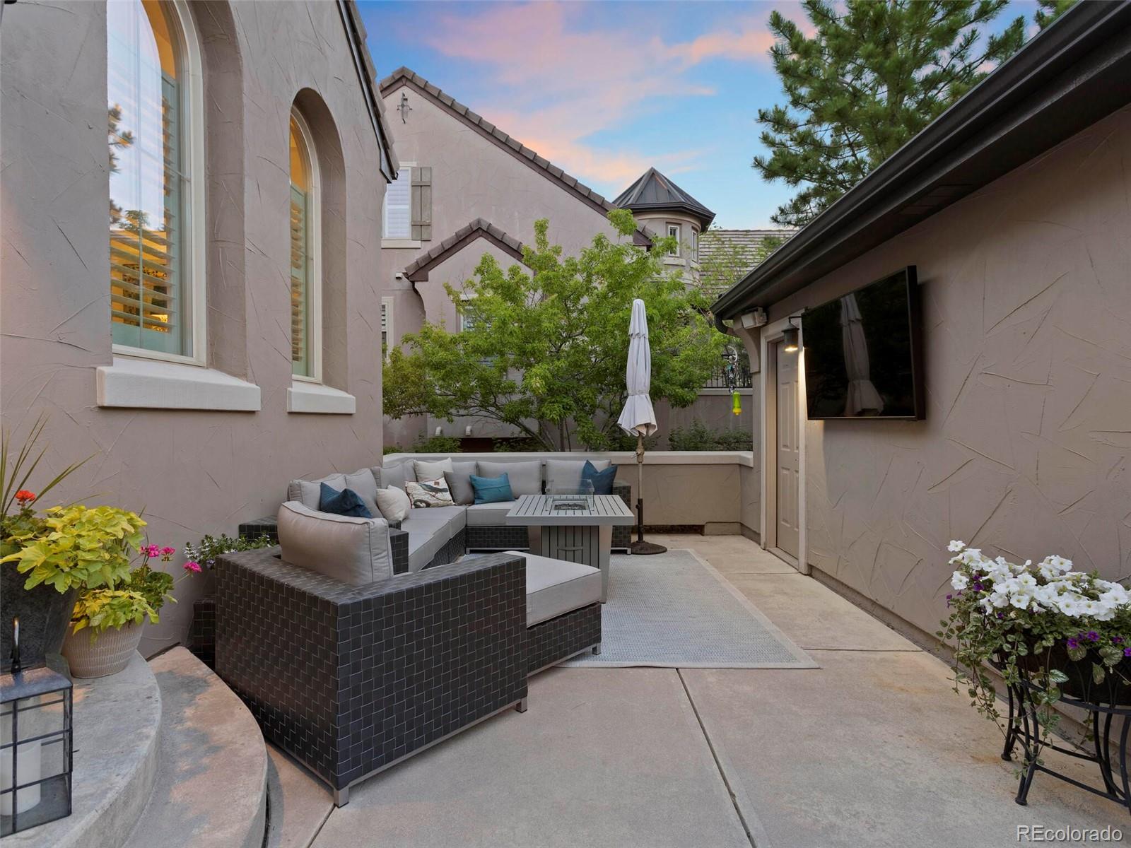 5061 Vermillion Drive