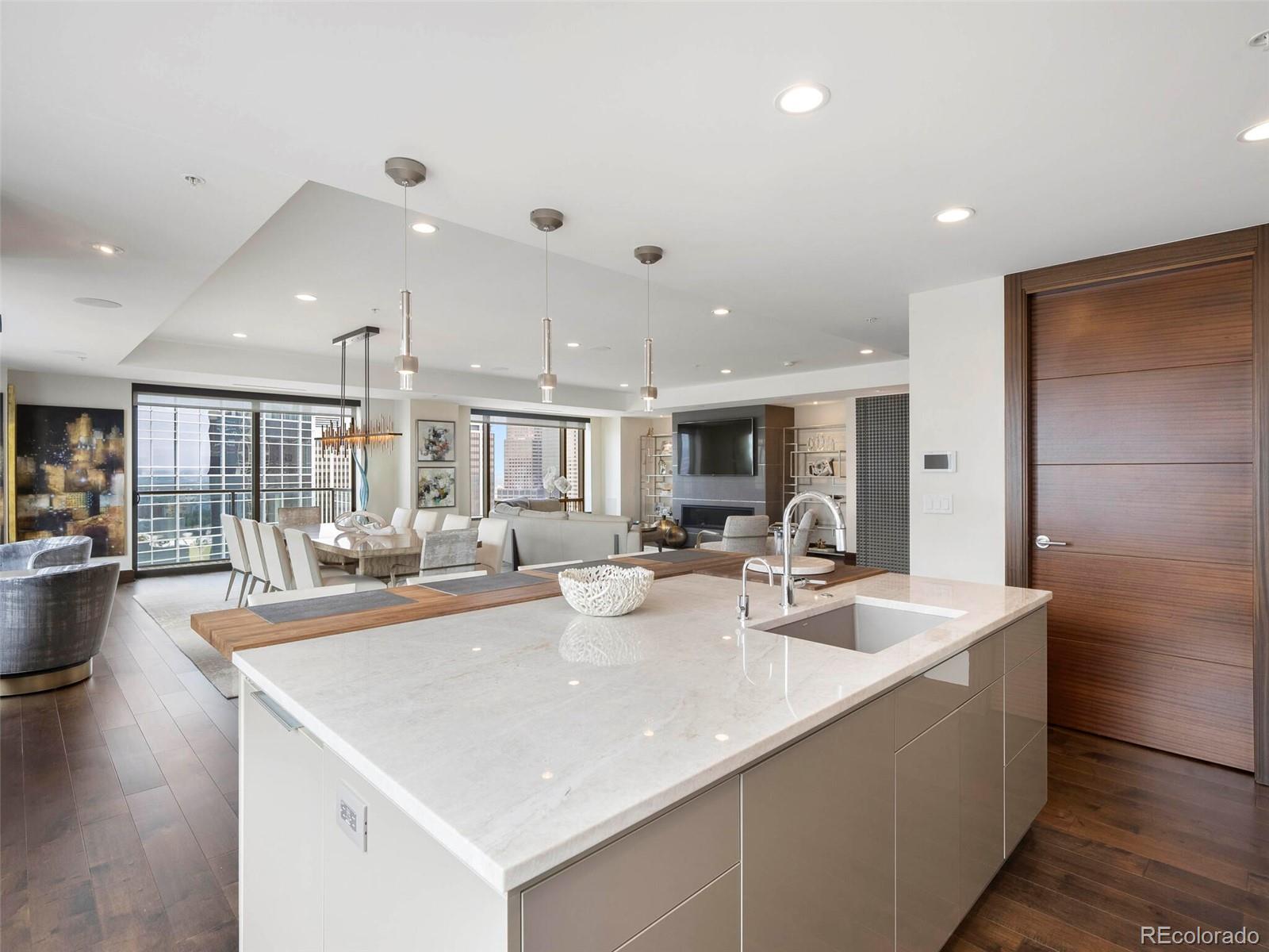 1133 14th Street Unit: 2120