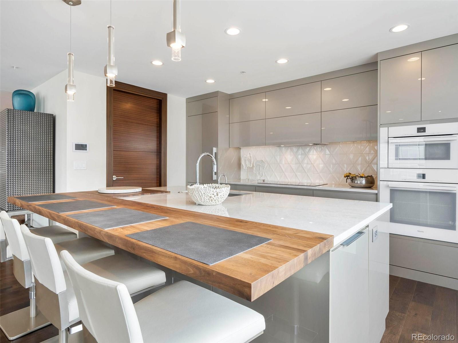 1133 14th Street Unit: 2120