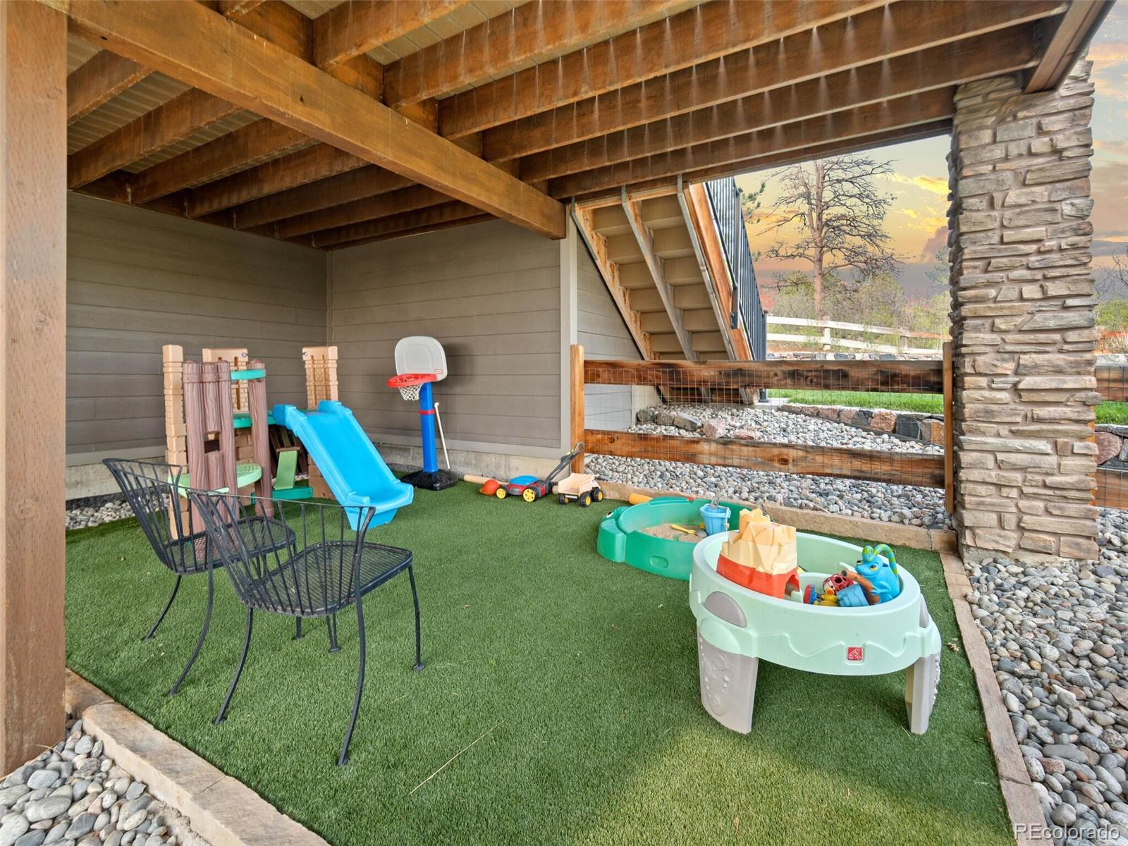 2032 Ramblewood Court