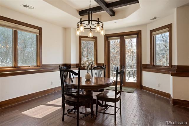 1043 Meteor Place