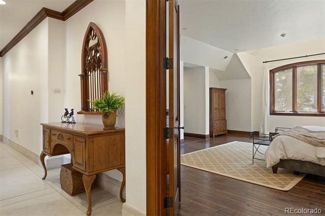 1043 Meteor Place