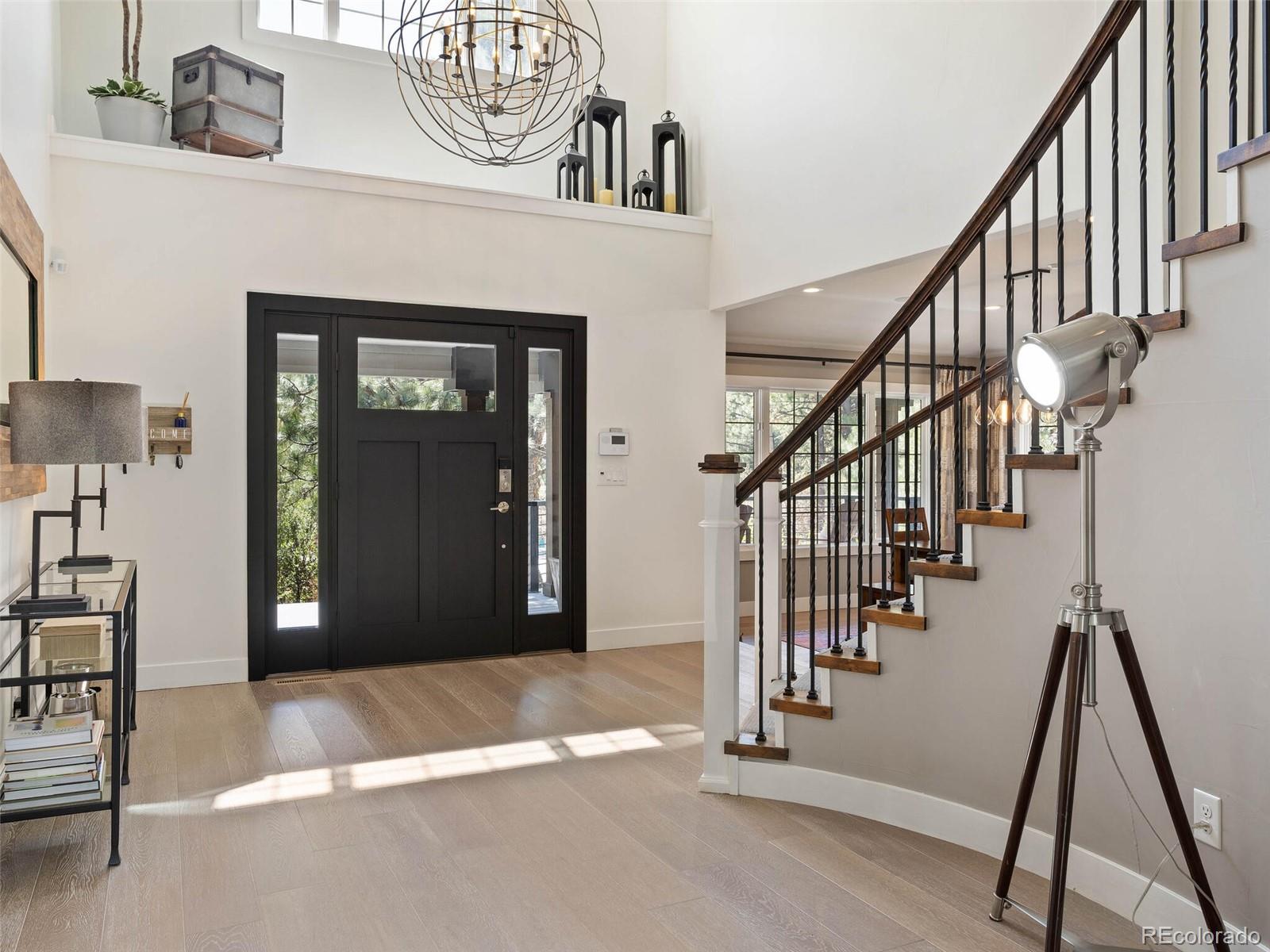 445 Saxon Place