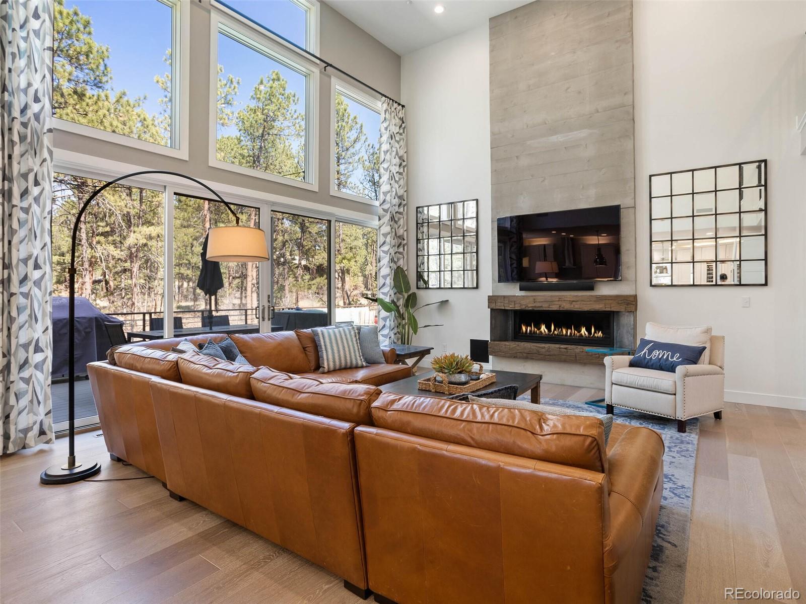 445 Saxon Place