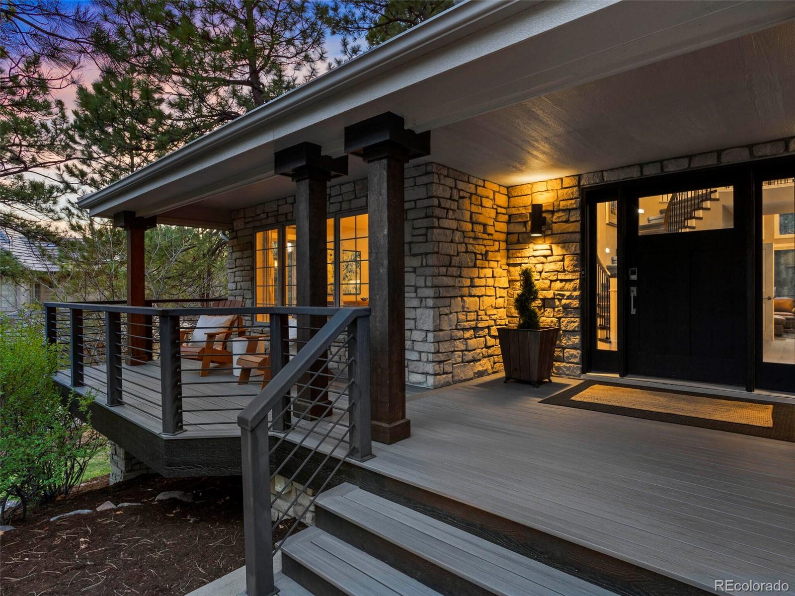 445 Saxon Place