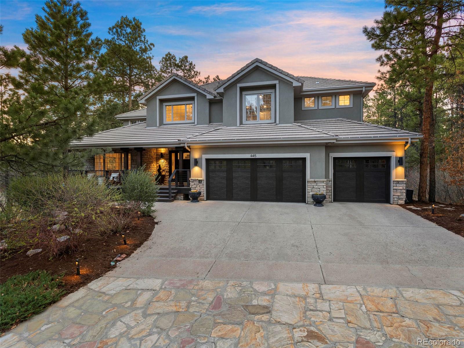 445 Saxon Place