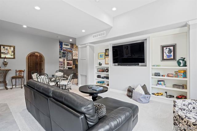 254 Lead Queen Drive