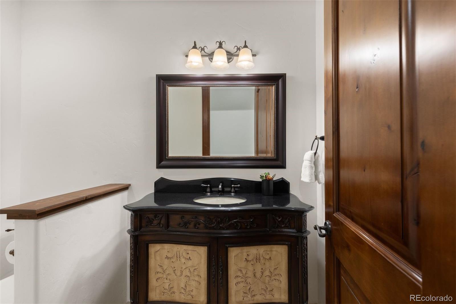 1043 Meteor Place