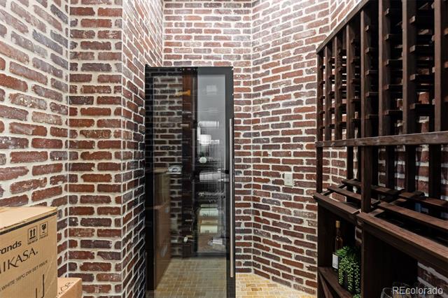 1043 Meteor Place